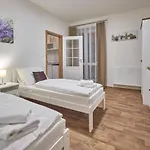 Pensjonat Varta 3*