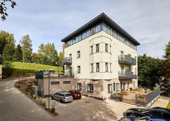 Varta Konukevi 3*